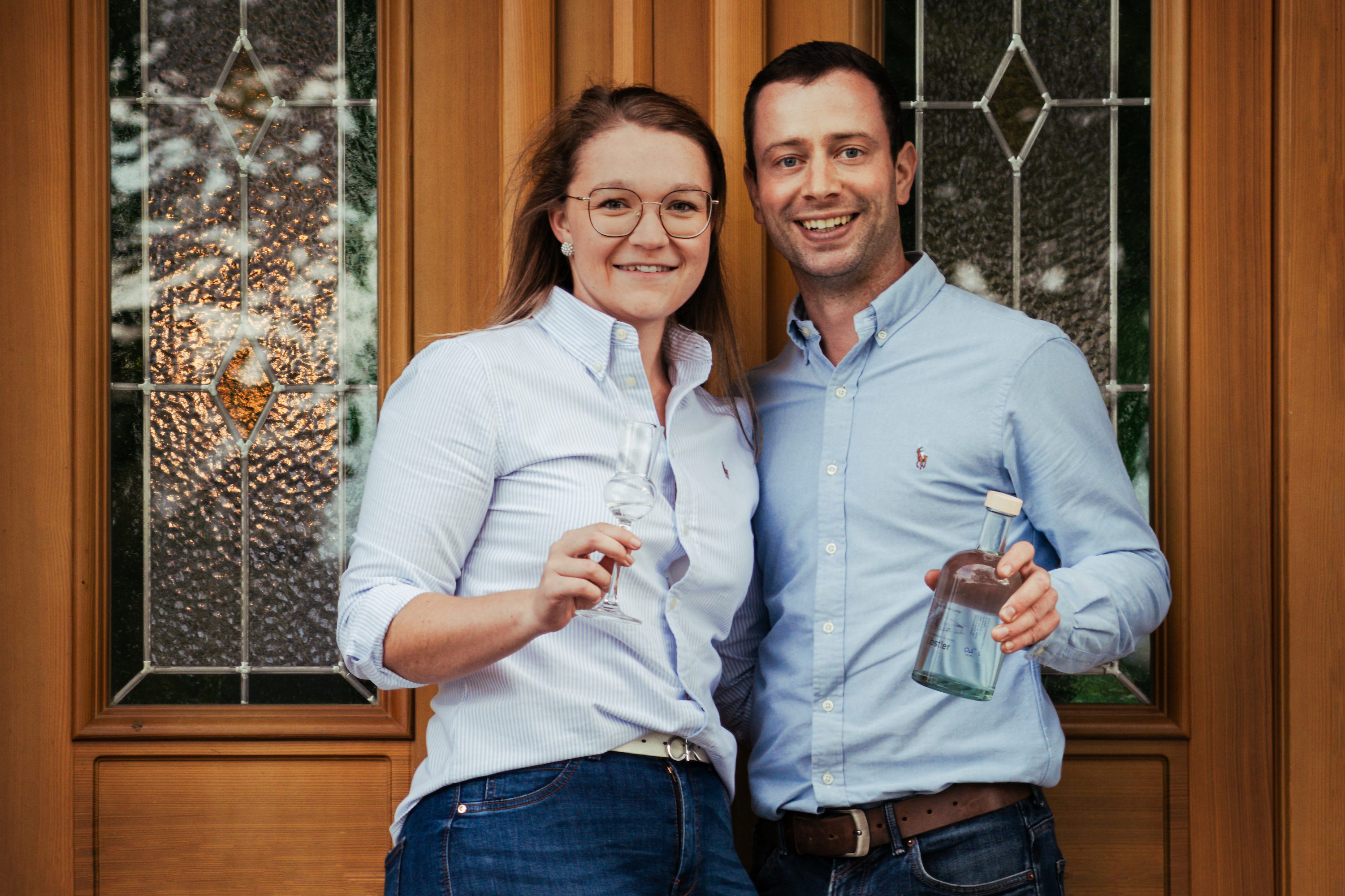 Iris und Rainer produzieren hochwertige Edelliköre und Schnäpse in Steinerkirchen.
